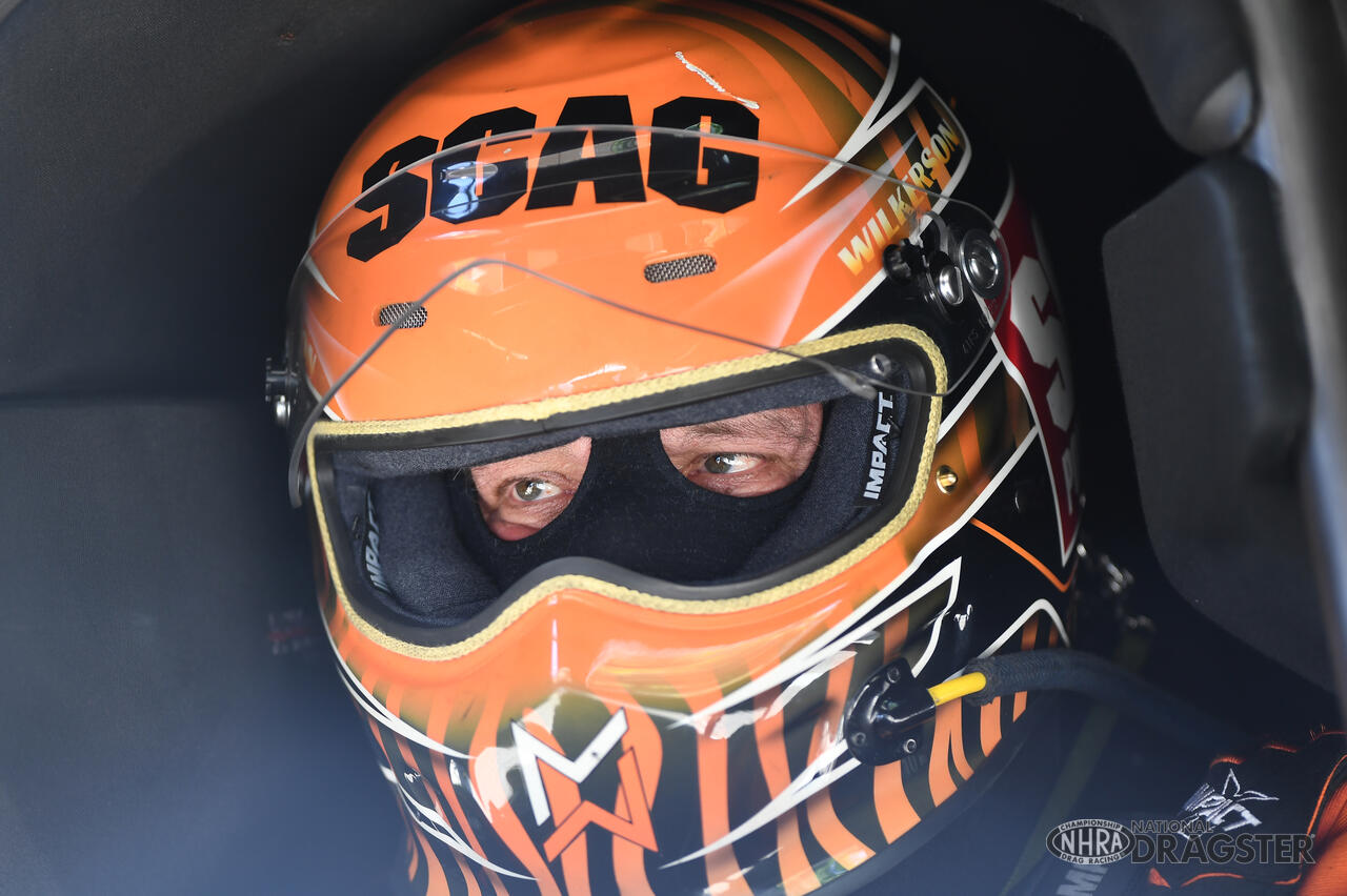 Gerber Collision & Glass Route 66 NHRA Nationals Saturday photo gallery